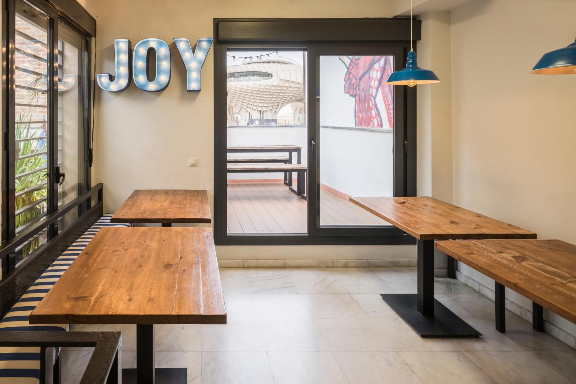 Joy Setas Coworking Vandrarhem Sevilla Exteriör bild
